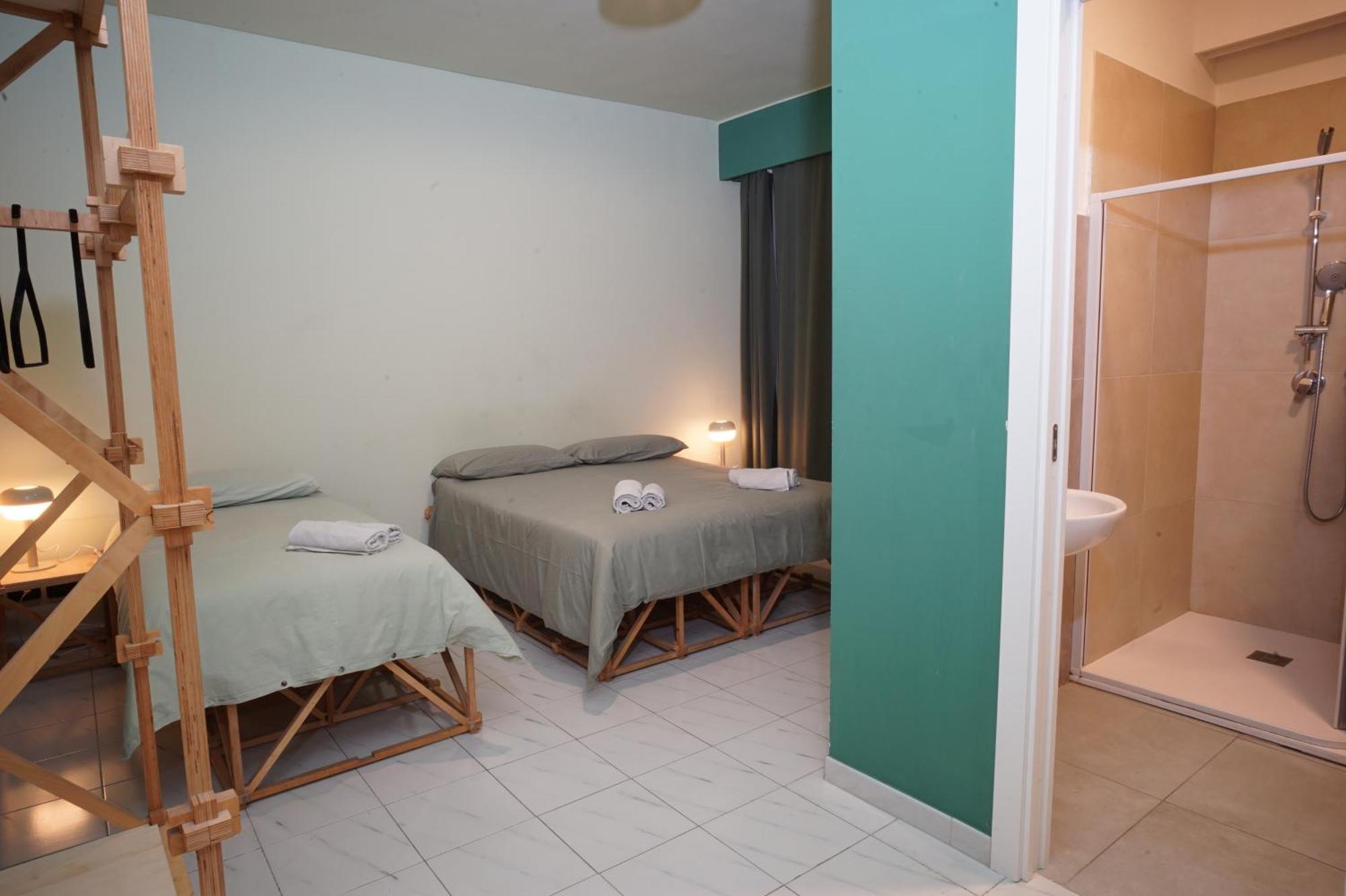 Hotel Casa Base Bari Zewnętrze zdjęcie